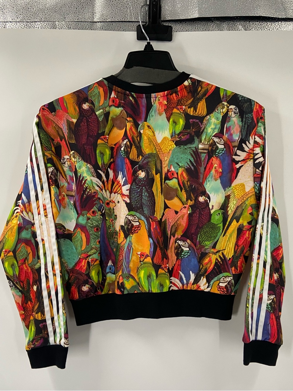 NWOT ADIDAS X FARM RIO 2 PIECE SET SWEATSHIRT & PANTS PASSAREDO PARROT Sz Small